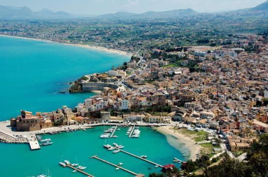 Case Vacanze Nonna Nick Castellammare del Golfo Εξωτερικό φωτογραφία